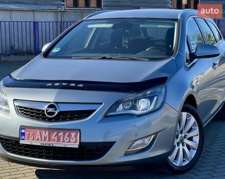 Серый Опель Астра, объемом двигателя 1.7 л и пробегом 259 тыс. км за 7700 $, фото 1 на Automoto.ua