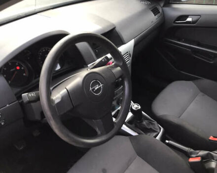 Серый Опель Астра, объемом двигателя 1.7 л и пробегом 250 тыс. км за 5900 $, фото 12 на Automoto.ua