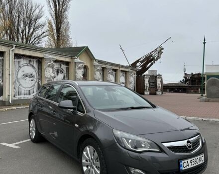 Сірий Опель Астра, об'ємом двигуна 1.7 л та пробігом 226 тис. км за 7700 $, фото 9 на Automoto.ua