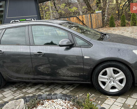 Серый Опель Астра, объемом двигателя 1.7 л и пробегом 319 тыс. км за 6400 $, фото 7 на Automoto.ua