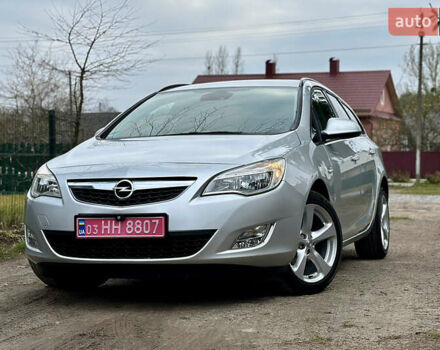 Серый Опель Астра, объемом двигателя 1.6 л и пробегом 148 тыс. км за 7800 $, фото 1 на Automoto.ua