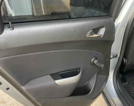 Сірий Опель Астра, об'ємом двигуна 2 л та пробігом 300 тис. км за 7300 $, фото 5 на Automoto.ua