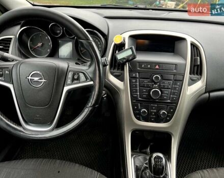 Серый Опель Астра, объемом двигателя 1.69 л и пробегом 380 тыс. км за 6999 $, фото 11 на Automoto.ua