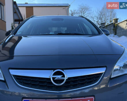 Серый Опель Астра, объемом двигателя 1.7 л и пробегом 254 тыс. км за 6900 $, фото 34 на Automoto.ua