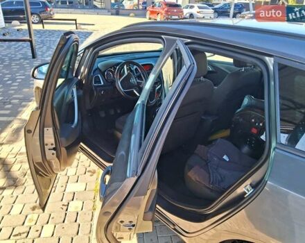 Серый Опель Астра, объемом двигателя 1.6 л и пробегом 176 тыс. км за 7200 $, фото 10 на Automoto.ua