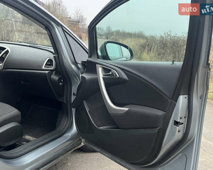 Сірий Опель Астра, об'ємом двигуна 1.96 л та пробігом 260 тис. км за 4950 $, фото 11 на Automoto.ua