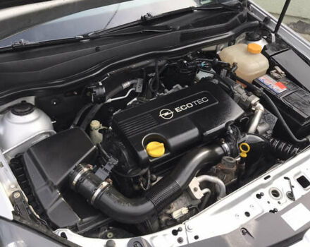 Серый Опель Астра, объемом двигателя 1.7 л и пробегом 250 тыс. км за 5900 $, фото 7 на Automoto.ua