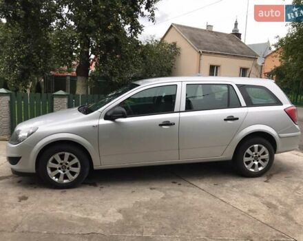 Серый Опель Астра, объемом двигателя 1.7 л и пробегом 250 тыс. км за 5900 $, фото 1 на Automoto.ua