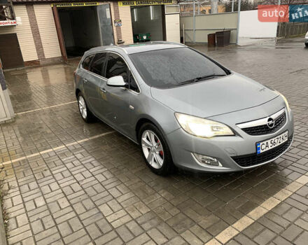Серый Опель Астра, объемом двигателя 2 л и пробегом 377 тыс. км за 6500 $, фото 6 на Automoto.ua