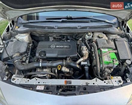 Серый Опель Астра, объемом двигателя 1.7 л и пробегом 377 тыс. км за 6200 $, фото 8 на Automoto.ua