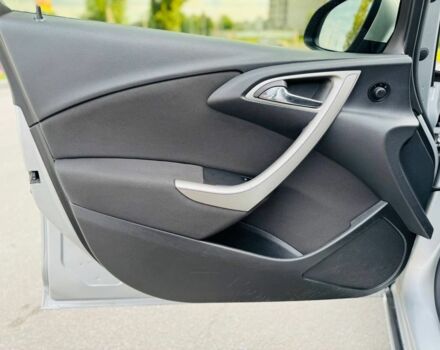 Сірий Опель Астра, об'ємом двигуна 1.7 л та пробігом 190 тис. км за 7750 $, фото 6 на Automoto.ua