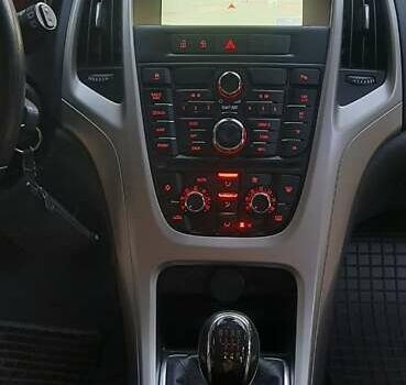 Серый Опель Астра, объемом двигателя 1.7 л и пробегом 248 тыс. км за 6950 $, фото 33 на Automoto.ua