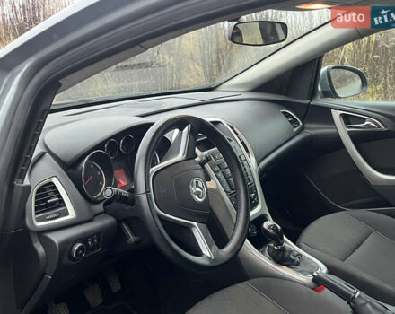 Сірий Опель Астра, об'ємом двигуна 1.96 л та пробігом 260 тис. км за 4950 $, фото 8 на Automoto.ua