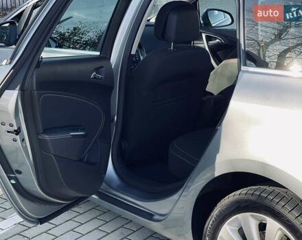 Серый Опель Астра, объемом двигателя 1.7 л и пробегом 259 тыс. км за 7700 $, фото 25 на Automoto.ua