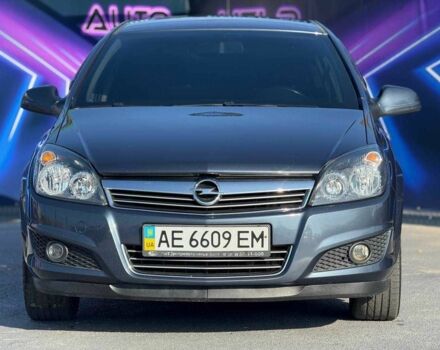 Серый Опель Астра, объемом двигателя 1.6 л и пробегом 147 тыс. км за 6799 $, фото 2 на Automoto.ua