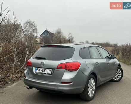 Сірий Опель Астра, об'ємом двигуна 1.96 л та пробігом 260 тис. км за 4950 $, фото 4 на Automoto.ua