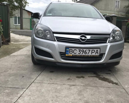 Серый Опель Астра, объемом двигателя 1.7 л и пробегом 250 тыс. км за 5900 $, фото 6 на Automoto.ua