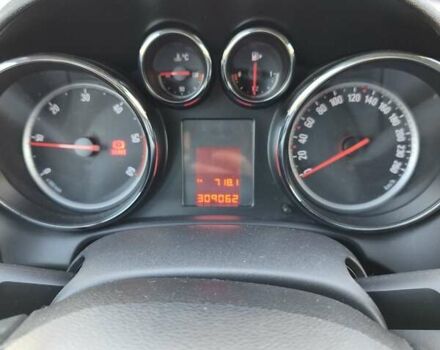 Опель Астра 2011 в Мостисках на Automoto.ua Серый Опель Астра, объемом двигателя 1.7 л и пробегом 309 тыс. км за 7000 $, фото 9 на Automoto.ua