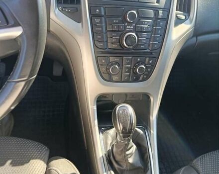 Серый Опель Астра, объемом двигателя 1.7 л и пробегом 196 тыс. км за 7100 $, фото 5 на Automoto.ua