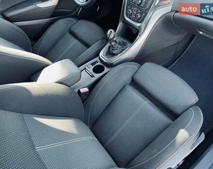 Серый Опель Астра, объемом двигателя 1.7 л и пробегом 259 тыс. км за 7700 $, фото 37 на Automoto.ua