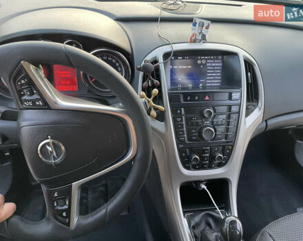 Сірий Опель Астра, об'ємом двигуна 1.7 л та пробігом 208 тис. км за 7500 $, фото 7 на Automoto.ua
