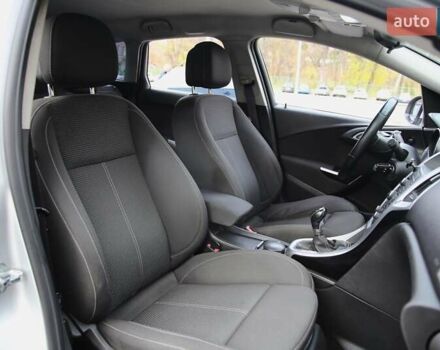 Серый Опель Астра, объемом двигателя 1.69 л и пробегом 233 тыс. км за 7800 $, фото 9 на Automoto.ua