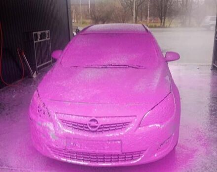 Серый Опель Астра, объемом двигателя 1.7 л и пробегом 206 тыс. км за 7499 $, фото 4 на Automoto.ua