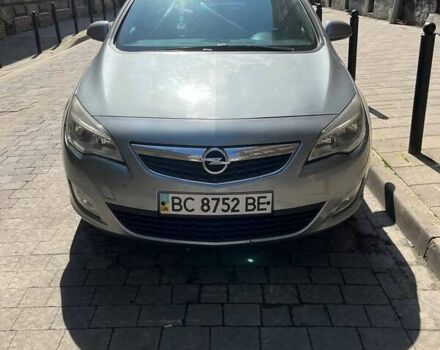 Серый Опель Астра, объемом двигателя 1.25 л и пробегом 247 тыс. км за 8400 $, фото 11 на Automoto.ua
