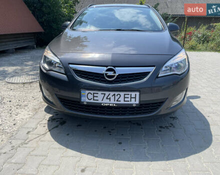 Серый Опель Астра, объемом двигателя 1.69 л и пробегом 243 тыс. км за 6400 $, фото 2 на Automoto.ua