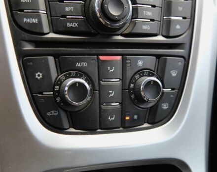 Серый Опель Астра, объемом двигателя 1.7 л и пробегом 233 тыс. км за 7800 $, фото 16 на Automoto.ua