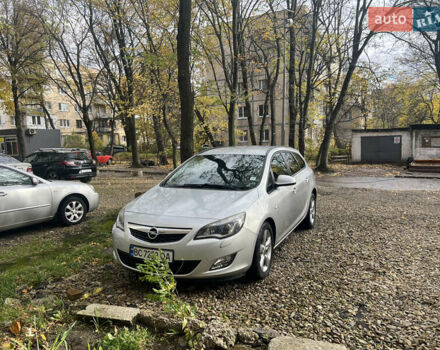 Серый Опель Астра, объемом двигателя 1.96 л и пробегом 243 тыс. км за 7900 $, фото 1 на Automoto.ua