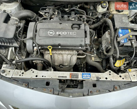 Серый Опель Астра, объемом двигателя 1.6 л и пробегом 148 тыс. км за 7800 $, фото 34 на Automoto.ua
