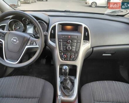 Серый Опель Астра, объемом двигателя 1.6 л и пробегом 267 тыс. км за 6999 $, фото 14 на Automoto.ua