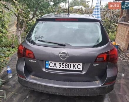 Серый Опель Астра, объемом двигателя 1.7 л и пробегом 226 тыс. км за 7200 $, фото 3 на Automoto.ua