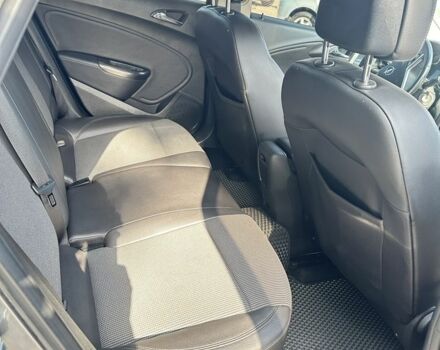 Опель Астра 2011 в Черновцах на Automoto.ua Серый Опель Астра, объемом двигателя 1.7 л и пробегом 278 тыс. км за 8300 $, фото 6 на Automoto.ua