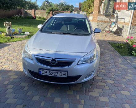 Сірий Опель Астра, об'ємом двигуна 1.25 л та пробігом 250 тис. км за 5800 $, фото 1 на Automoto.ua