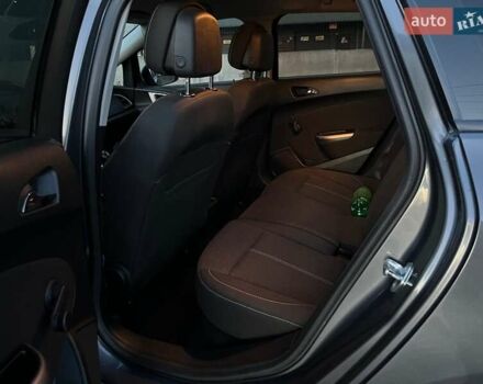 Сірий Опель Астра, об'ємом двигуна 1.7 л та пробігом 244 тис. км за 7000 $, фото 10 на Automoto.ua