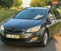 Сірий Опель Астра, об'ємом двигуна 1.7 л та пробігом 300 тис. км за 5300 $, фото 1 на Automoto.ua