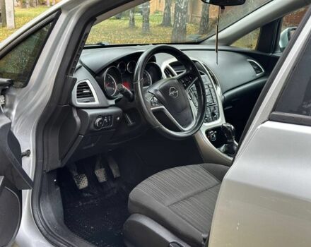 Сірий Опель Астра, об'ємом двигуна 1.7 л та пробігом 241 тис. км за 3999 $, фото 4 на Automoto.ua