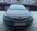 Серый Опель Астра, объемом двигателя 2 л и пробегом 285 тыс. км за 7900 $, фото 1 на Automoto.ua