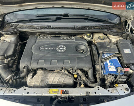 Серый Опель Астра, объемом двигателя 1.96 л и пробегом 243 тыс. км за 7900 $, фото 10 на Automoto.ua