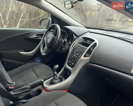Сірий Опель Астра, об'ємом двигуна 1.96 л та пробігом 260 тис. км за 4950 $, фото 10 на Automoto.ua