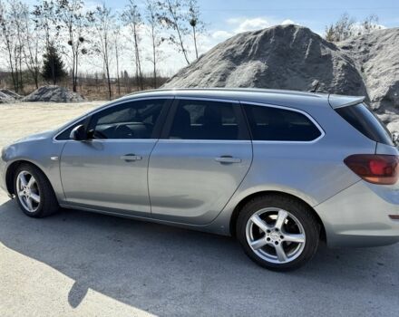 Серый Опель Астра, объемом двигателя 1.7 л и пробегом 216 тыс. км за 6300 $, фото 7 на Automoto.ua