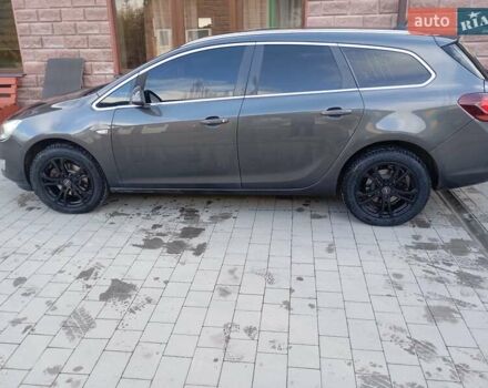 Серый Опель Астра, объемом двигателя 1.7 л и пробегом 236 тыс. км за 7200 $, фото 15 на Automoto.ua