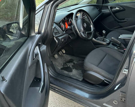 Сірий Опель Астра, об'ємом двигуна 1.25 л та пробігом 261 тис. км за 4100 $, фото 8 на Automoto.ua