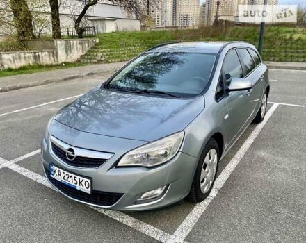 Сірий Опель Астра, об'ємом двигуна 1.3 л та пробігом 200 тис. км за 6300 $, фото 4 на Automoto.ua