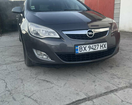 Серый Опель Астра, объемом двигателя 1.25 л и пробегом 229 тыс. км за 6500 $, фото 1 на Automoto.ua