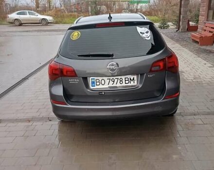 Серый Опель Астра, объемом двигателя 1.7 л и пробегом 236 тыс. км за 7200 $, фото 7 на Automoto.ua