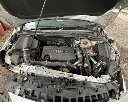 Серый Опель Астра, объемом двигателя 1.7 л и пробегом 230 тыс. км за 1999 $, фото 7 на Automoto.ua