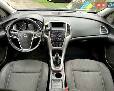 Серый Опель Астра, объемом двигателя 1.69 л и пробегом 380 тыс. км за 6999 $, фото 13 на Automoto.ua